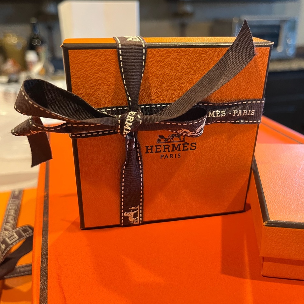 Hermès Orange Gift Box with Ribbon